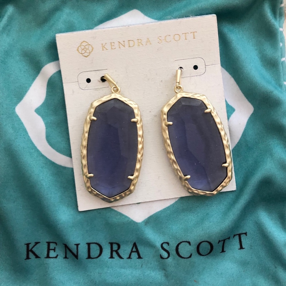 NWT Kendra Scott Danielle Purple (never worn)